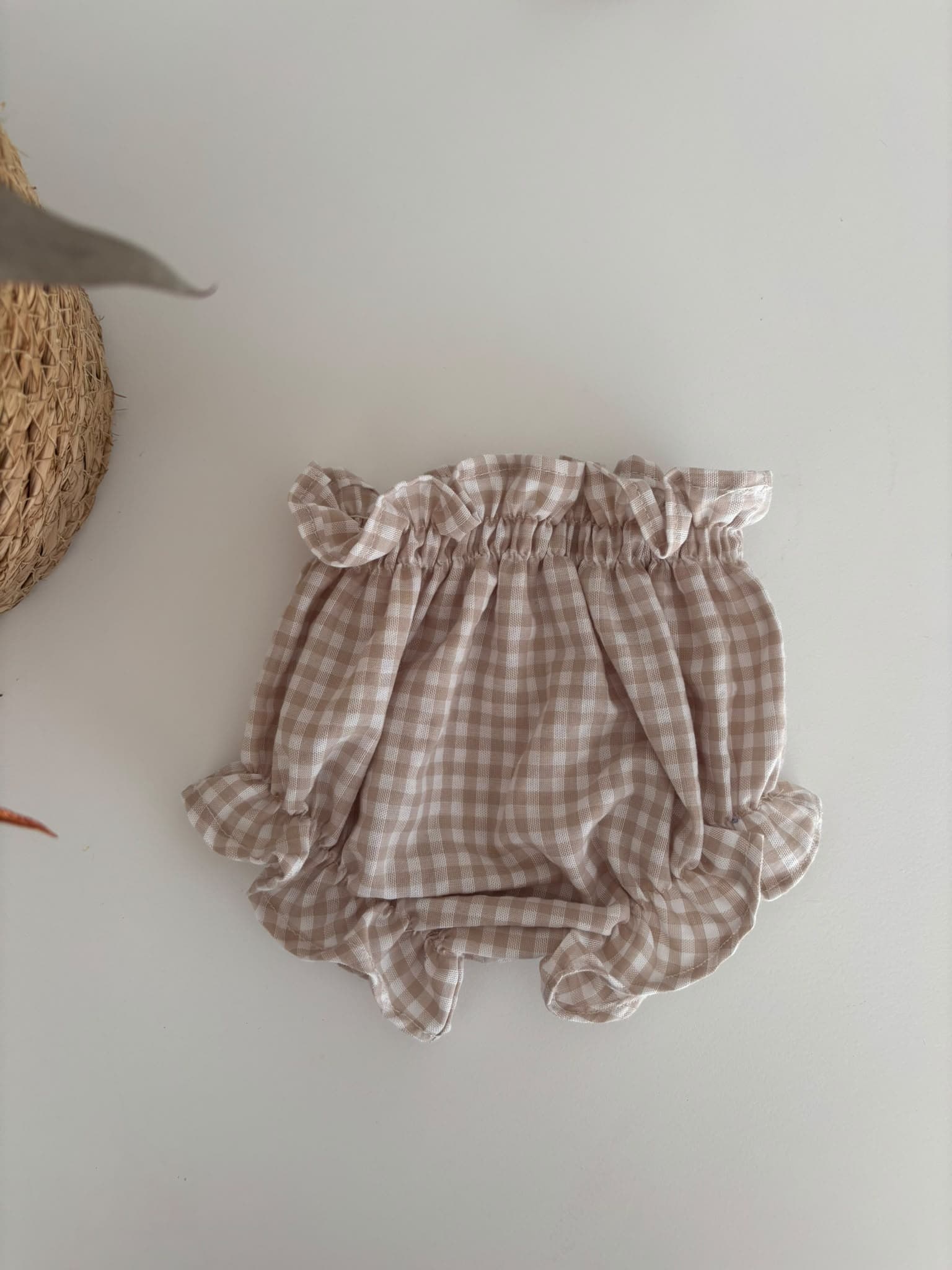 cubrepañal unisex beige